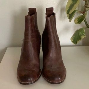 Clarks Boots, size 8.5 (never worn!)